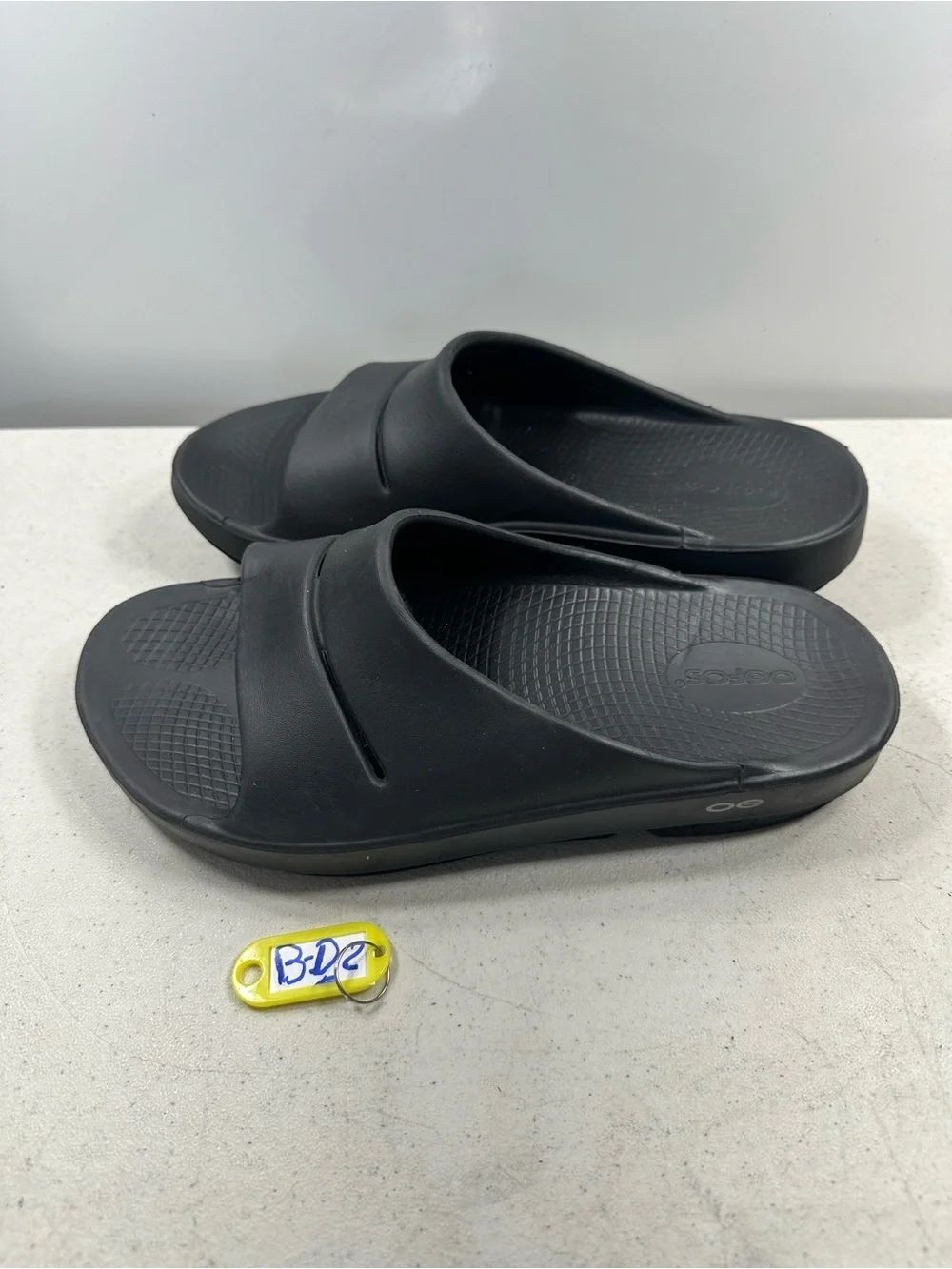 Oofos Ooahh Black Unisex Sports Slide Recovery LN M8 W10EU 41 Recovery Men Women